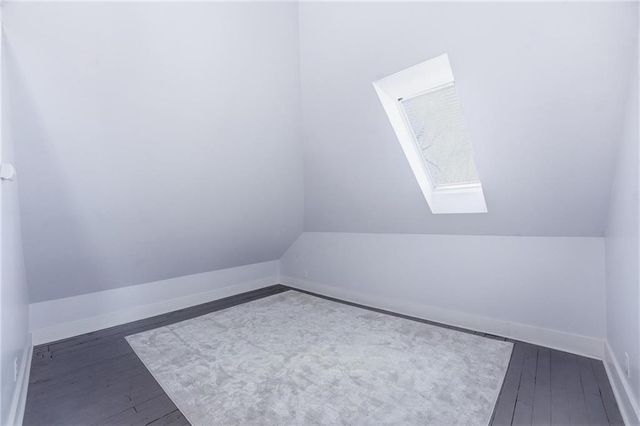 5532 Rockhill Road, Kansas City, MO 64110