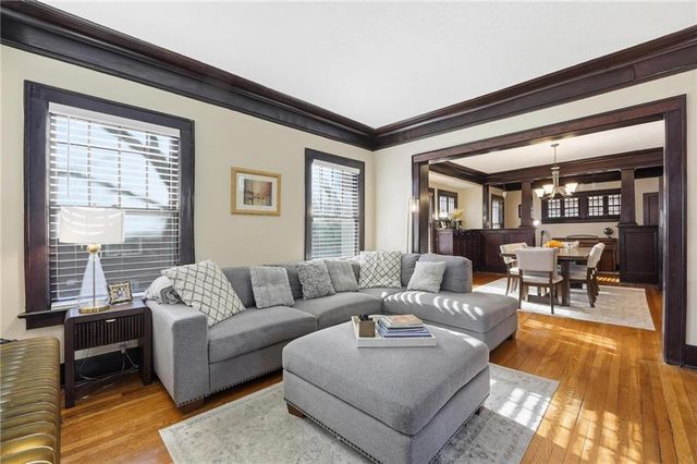 5532 Rockhill Road, Kansas City, MO 64110