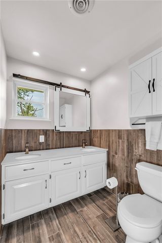 9268 Amy Drive, Springdale, AR 72762