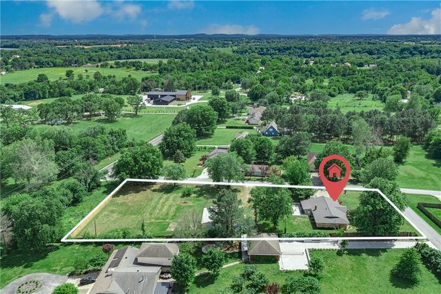 9268 Amy Drive, Springdale, AR 72762