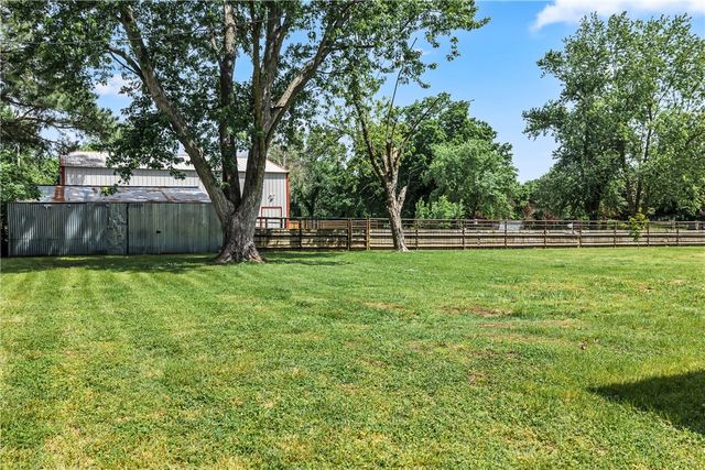 9268 Amy Drive, Springdale, AR 72762