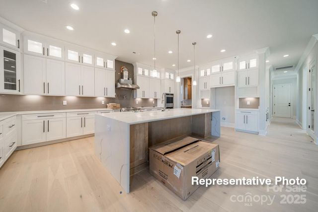 414 Turtleback Ridge, Matthews, NC 28104