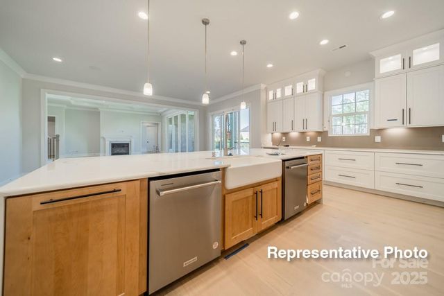 414 Turtleback Ridge, Matthews, NC 28104