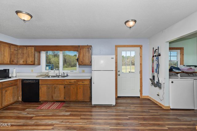 288 Baileys Crossroads Road, Benson, NC 27504