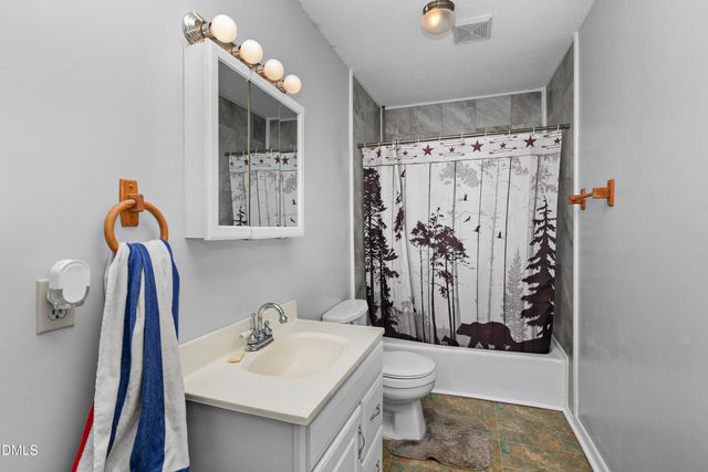 288 Baileys Crossroads Road, Benson, NC 27504