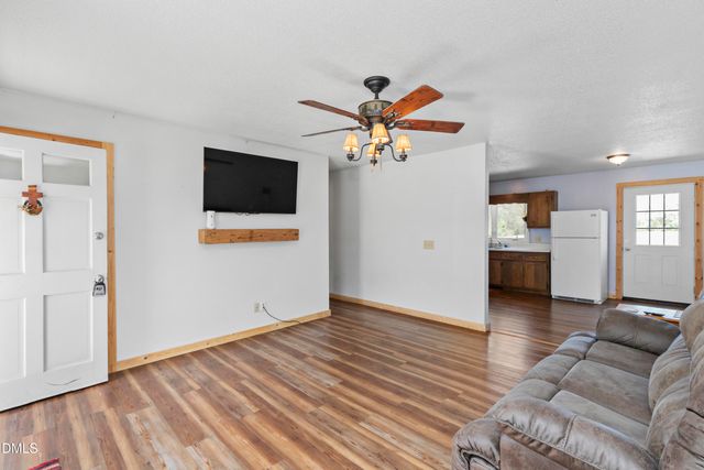 288 Baileys Crossroads Road, Benson, NC 27504