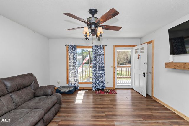 288 Baileys Crossroads Road, Benson, NC 27504