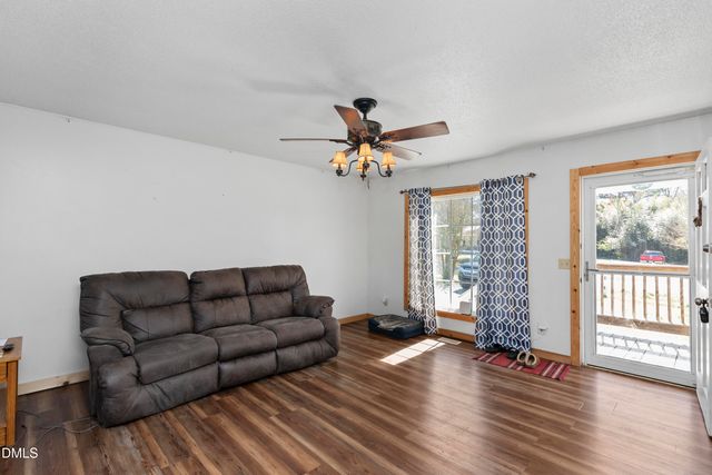 288 Baileys Crossroads Road, Benson, NC 27504