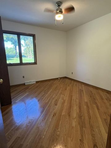 1204 Navaho Court, Fort Atkinson, WI 53538
