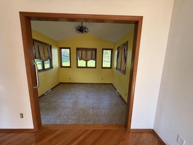 1204 Navaho Court, Fort Atkinson, WI 53538