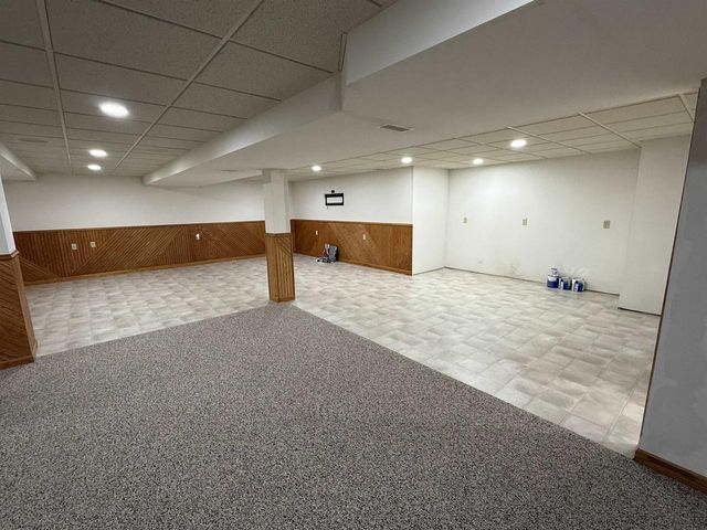 1204 Navaho Court, Fort Atkinson, WI 53538