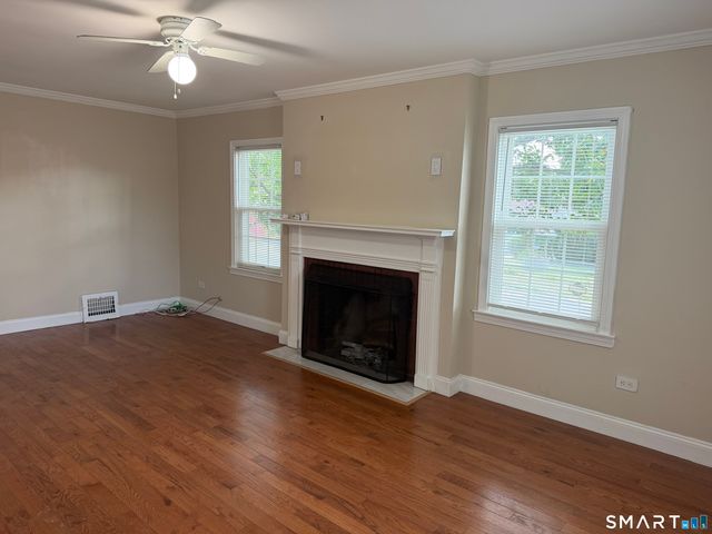65 Cornhill Street, Bridgeport, CT 06606