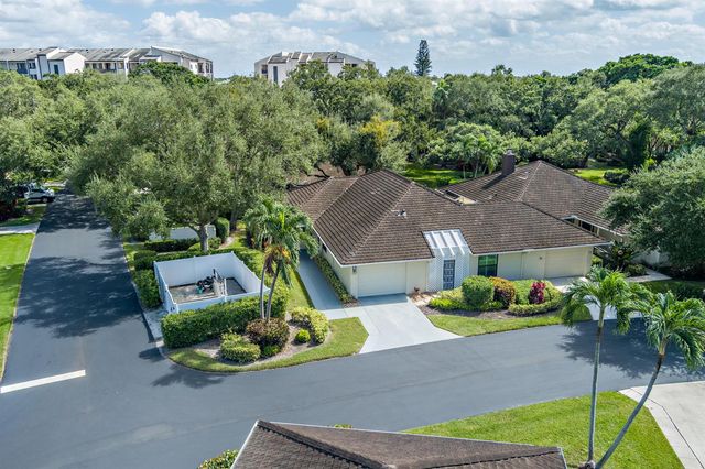11341 Briarwood Place, North Palm Beach, FL 33408