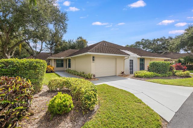 11341 Briarwood Place, North Palm Beach, FL 33408