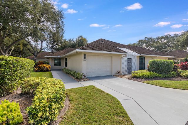 11341 Briarwood Place, North Palm Beach, FL 33408