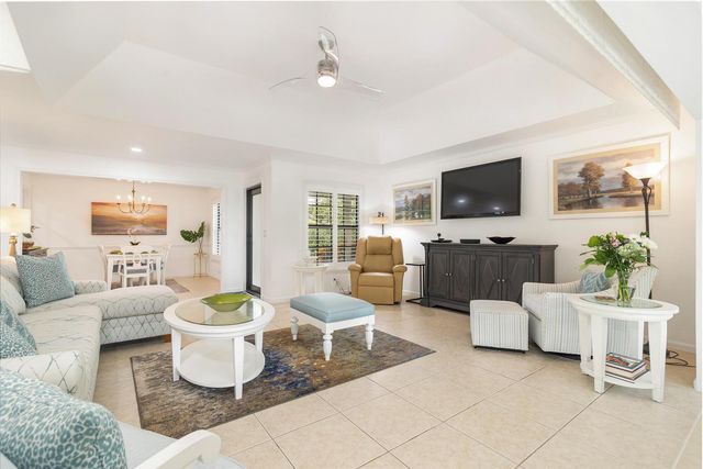 11341 Briarwood Place, North Palm Beach, FL 33408