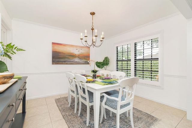 11341 Briarwood Place, North Palm Beach, FL 33408