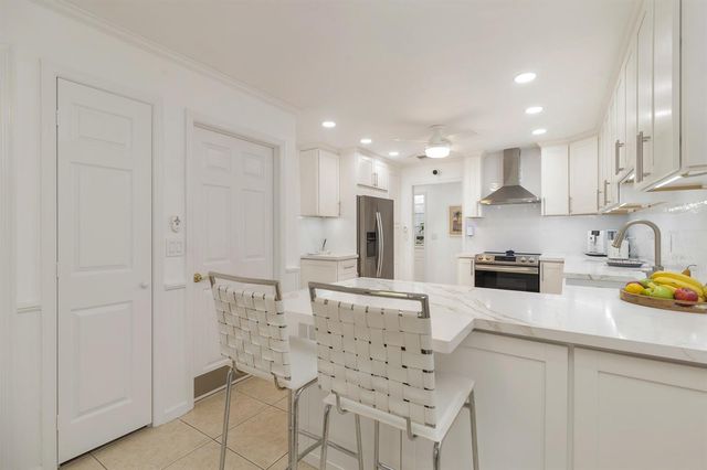 11341 Briarwood Place, North Palm Beach, FL 33408