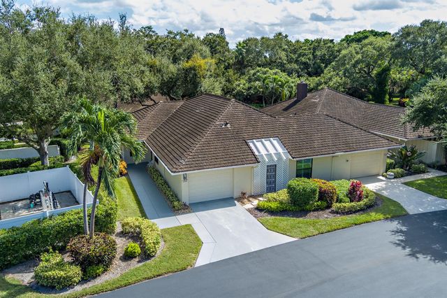 11341 Briarwood Place, North Palm Beach, FL 33408