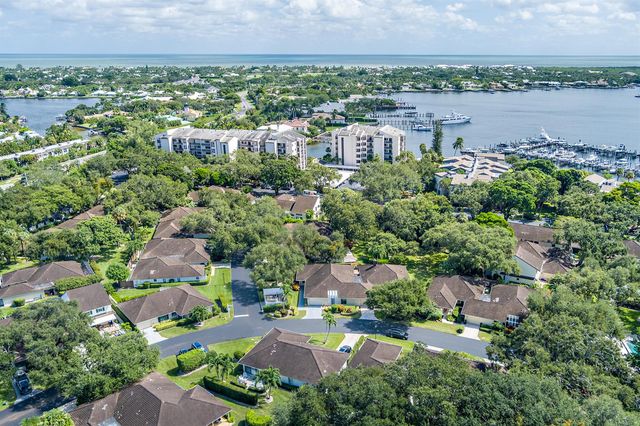 11341 Briarwood Place, North Palm Beach, FL 33408