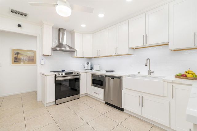 11341 Briarwood Place, North Palm Beach, FL 33408