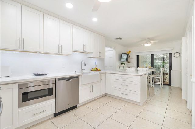 11341 Briarwood Place, North Palm Beach, FL 33408
