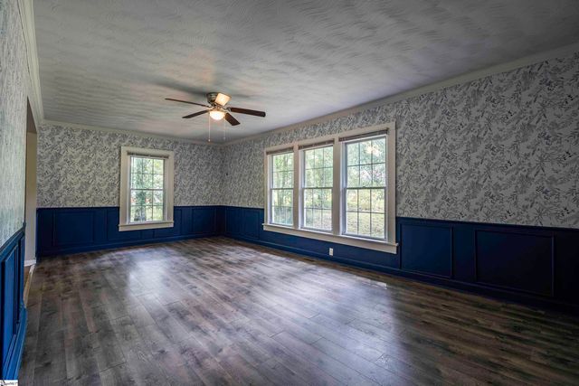 190 North Street Extension, Wellford, SC 29385