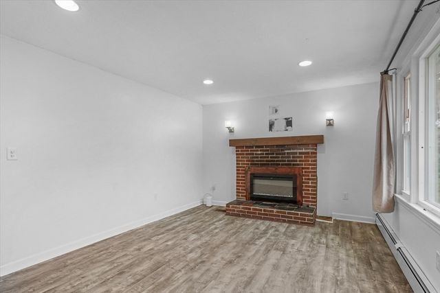 16 Otis Street, Fitchburg, MA 01420