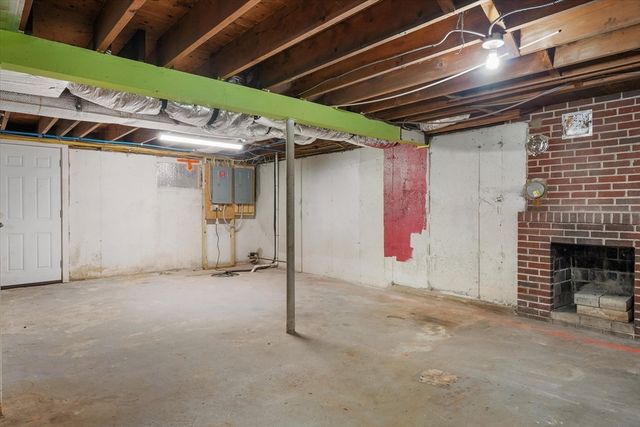 16 Otis Street, Fitchburg, MA 01420