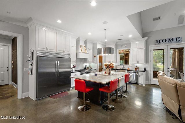 517 Fawn Cove, Canton, MS 39046