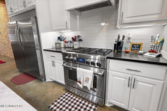 517 Fawn Cove, Canton, MS 39046