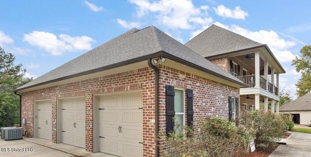 517 Fawn Cove, Canton, MS 39046