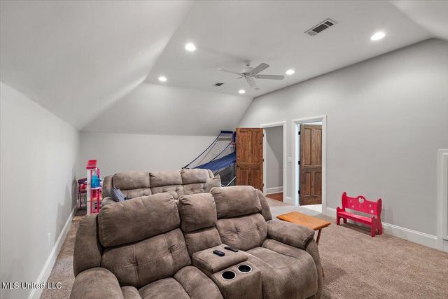 517 Fawn Cove, Canton, MS 39046