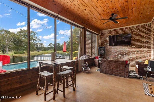 517 Fawn Cove, Canton, MS 39046