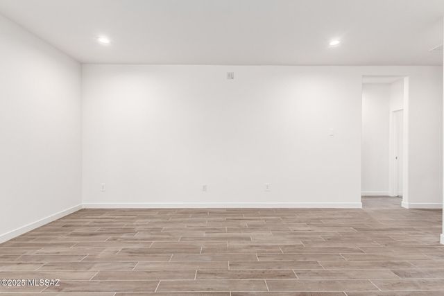 9714 E Gray Hawk Drive, Tucson, AZ 85730