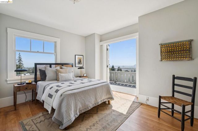 150 Scenic Ave, Piedmont, CA 94611