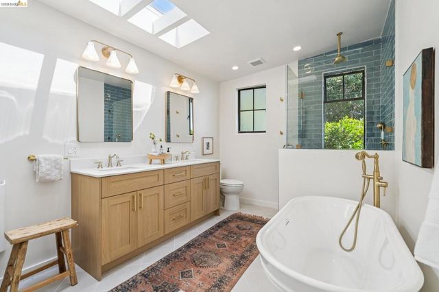 150 Scenic Ave, Piedmont, CA 94611