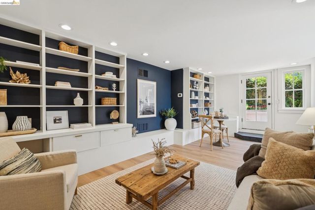 150 Scenic Ave, Piedmont, CA 94611