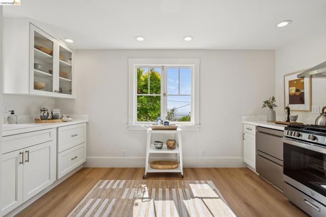 150 Scenic Ave, Piedmont, CA 94611