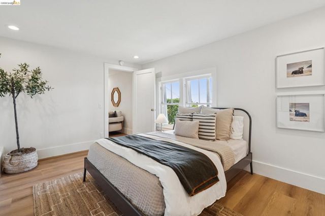 150 Scenic Ave, Piedmont, CA 94611