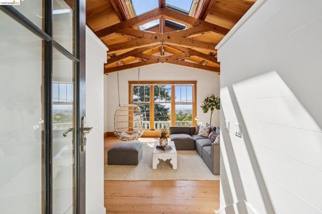 150 Scenic Ave, Piedmont, CA 94611