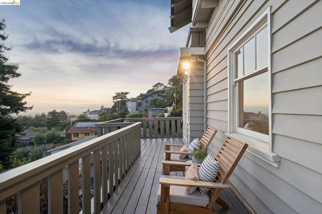 150 Scenic Ave, Piedmont, CA 94611