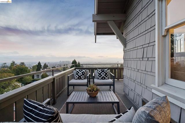 150 Scenic Ave, Piedmont, CA 94611