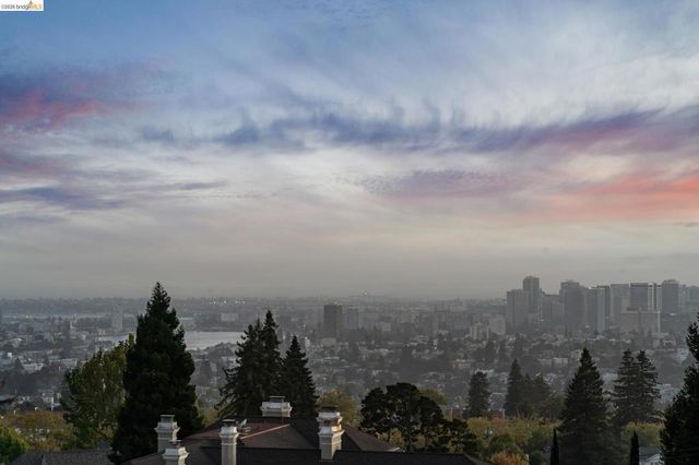 150 Scenic Ave, Piedmont, CA 94611