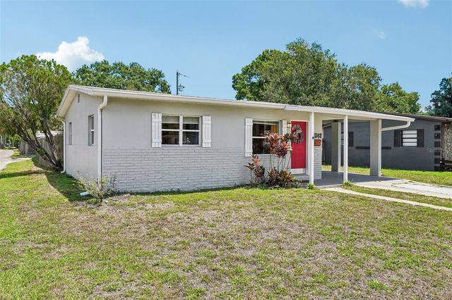 1547 56TH AVENUE N, St Petersburg, FL 33703