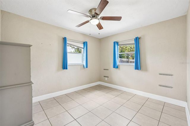 1547 56TH AVENUE N, St Petersburg, FL 33703