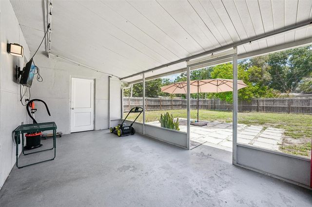 1547 56TH AVENUE N, St Petersburg, FL 33703