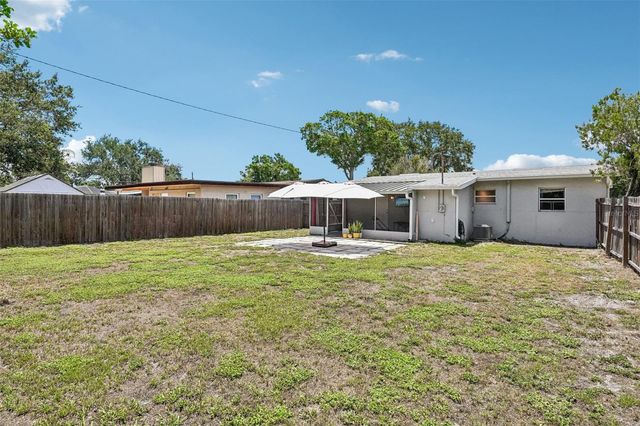 1547 56TH AVENUE N, St Petersburg, FL 33703
