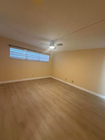 830 S Hollybrook Drive 204, Pembroke Pines, FL 33025