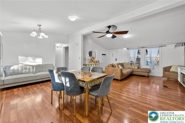 1012 Spruce Lane, Upper Macungie Twp, PA 18031